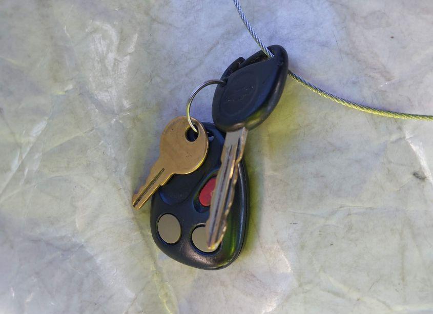 Photo 11 of 2004 Chevrolet Suburban COMMERCIAL (VIN 3GNFK16T74G183482)