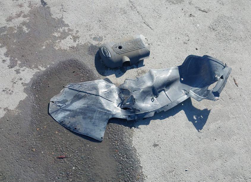 Photo 12 of 2004 Chevrolet Suburban COMMERCIAL (VIN 3GNFK16T74G183482)