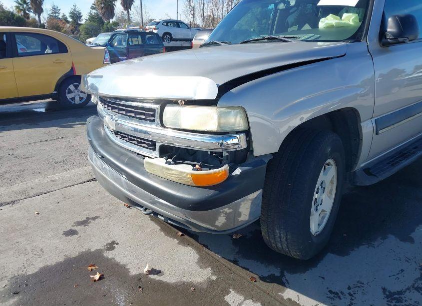 Photo 14 of 2004 Chevrolet Suburban COMMERCIAL (VIN 3GNFK16T74G183482)
