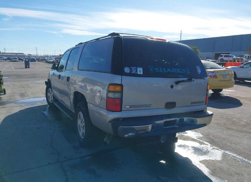 Photo 3 of 2004 Chevrolet Suburban COMMERCIAL (VIN 3GNFK16T74G183482)