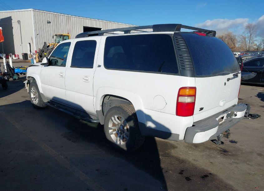 Photo 3 of 2002 Chevrolet Suburban 1500 Z71 (VIN 3GNFK16T82G253827)