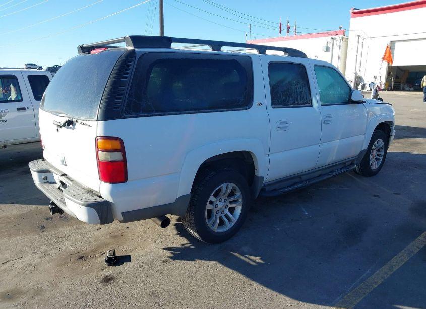 Photo 4 of 2002 Chevrolet Suburban 1500 Z71 (VIN 3GNFK16T82G253827)