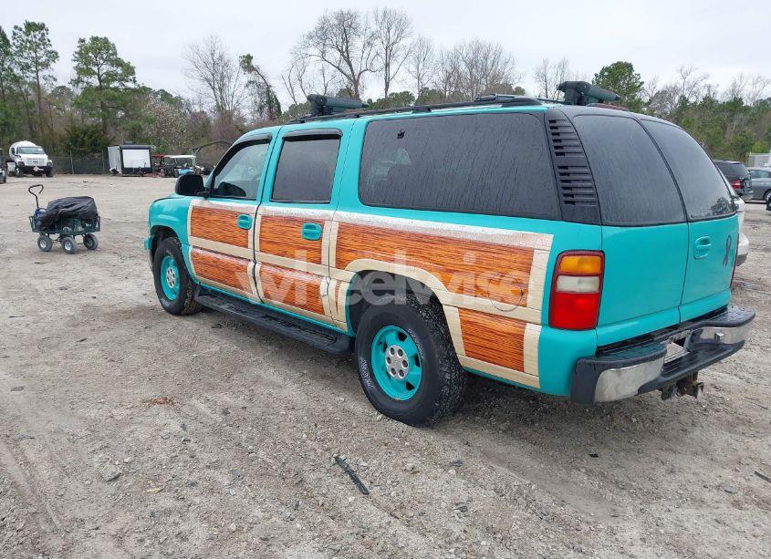 Photo 3 of 2000 Chevrolet Suburban 1500 LT (VIN 3GNFK16T8YG220495)