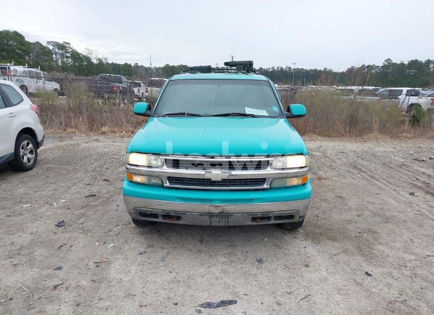 Photo 6 of 2000 Chevrolet Suburban 1500 LT (VIN 3GNFK16T8YG220495)