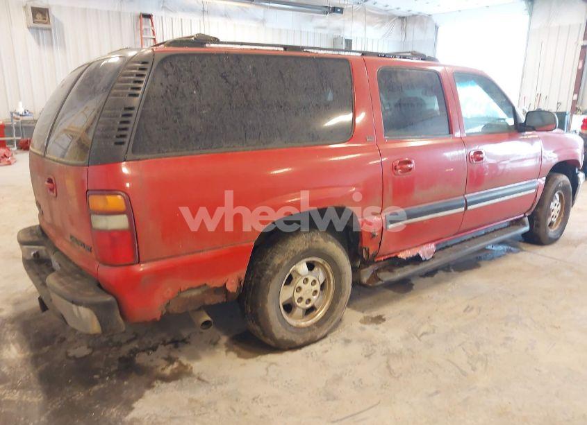 Photo 4 of 2001 Chevrolet Suburban 1500 LT (VIN 3GNFK16T91G132738)