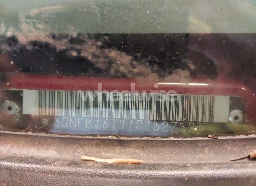 Photo 9 of 2001 Chevrolet Suburban 1500 LT (VIN 3GNFK16T91G132738)