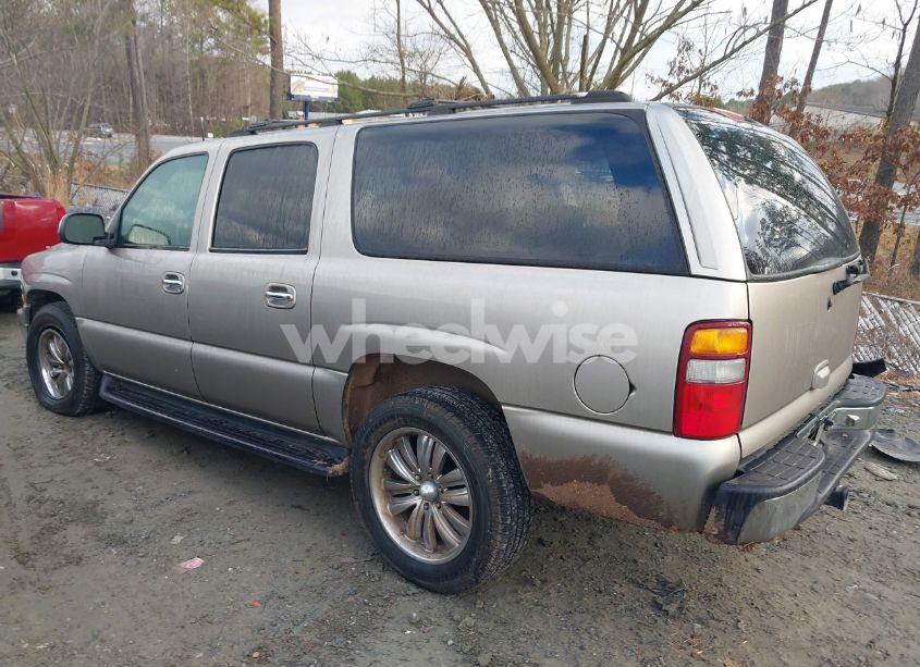 Photo 3 of 2003 Chevrolet Suburban 1500 LT (VIN 3GNFK16T93G215251)