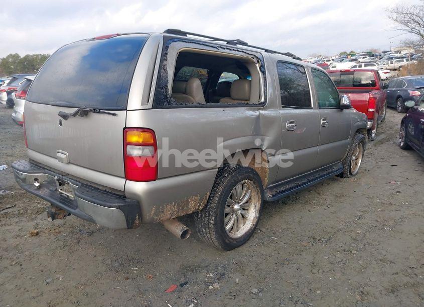 Photo 4 of 2003 Chevrolet Suburban 1500 LT (VIN 3GNFK16T93G215251)
