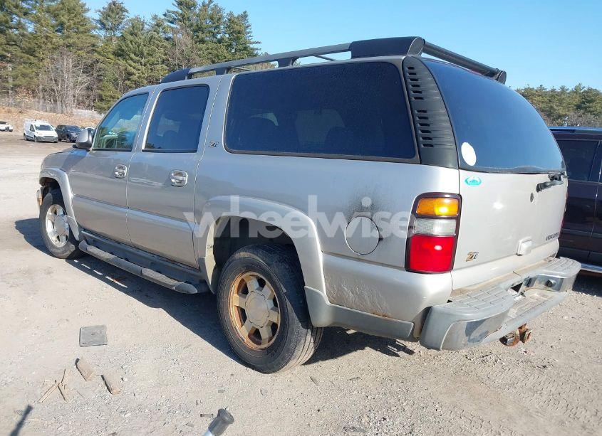 Photo 3 of 2004 Chevrolet Suburban 1500 Z71 (VIN 3GNFK16T94G306117)