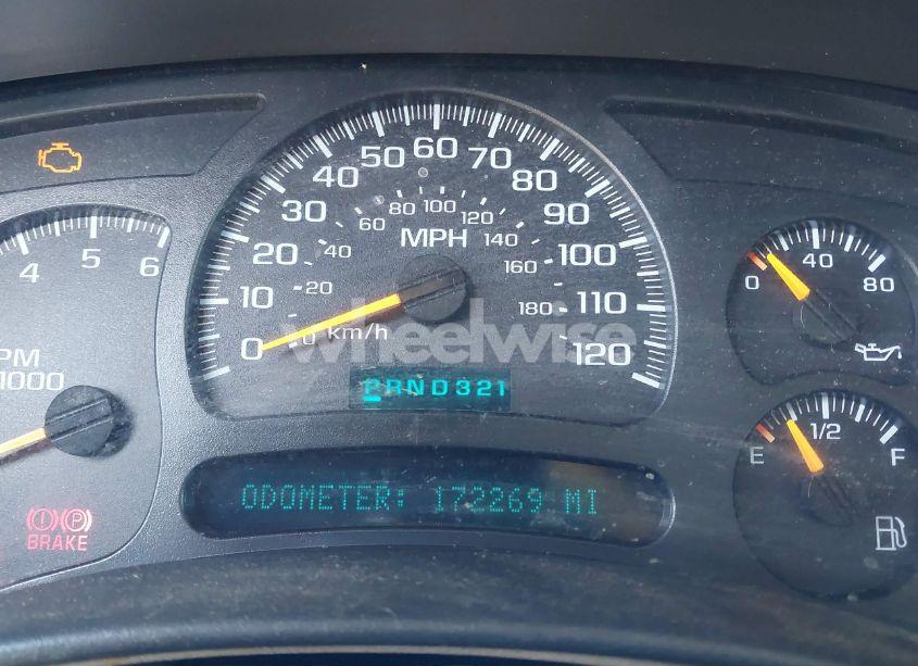 Photo 7 of 2004 Chevrolet Suburban 1500 Z71 (VIN 3GNFK16T94G306117)