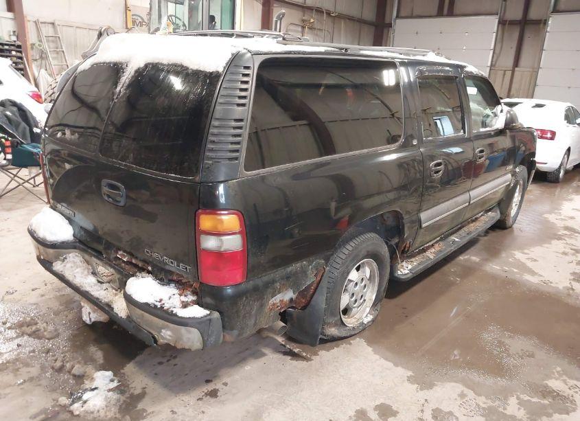 Photo 4 of 2000 Chevrolet Suburban 1500 LS (VIN 3GNFK16T9YG135309)