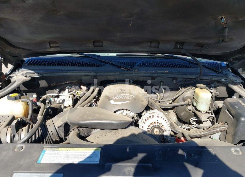 Photo 10 of 2001 Chevrolet Suburban 1500 LT (VIN 3GNFK16TX1G146082)