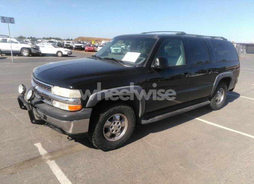 Photo 2 of 2001 Chevrolet Suburban 1500 LT (VIN 3GNFK16TX1G146082)
