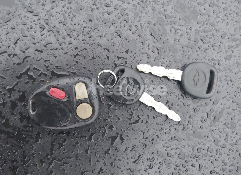 Photo 11 of 2001 Chevrolet Suburban 1500 LT (VIN 3GNFK16TX1G164467)