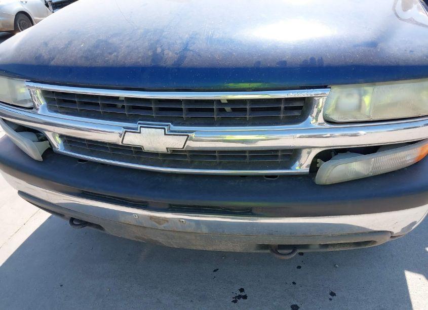 Photo 6 of 2001 Chevrolet Suburban 1500 LT (VIN 3GNFK16TX1G249227)