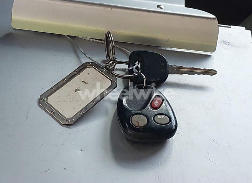 Photo 11 of 2003 Chevrolet Suburban 1500 Z71 (VIN 3GNFK16TX3G132587)