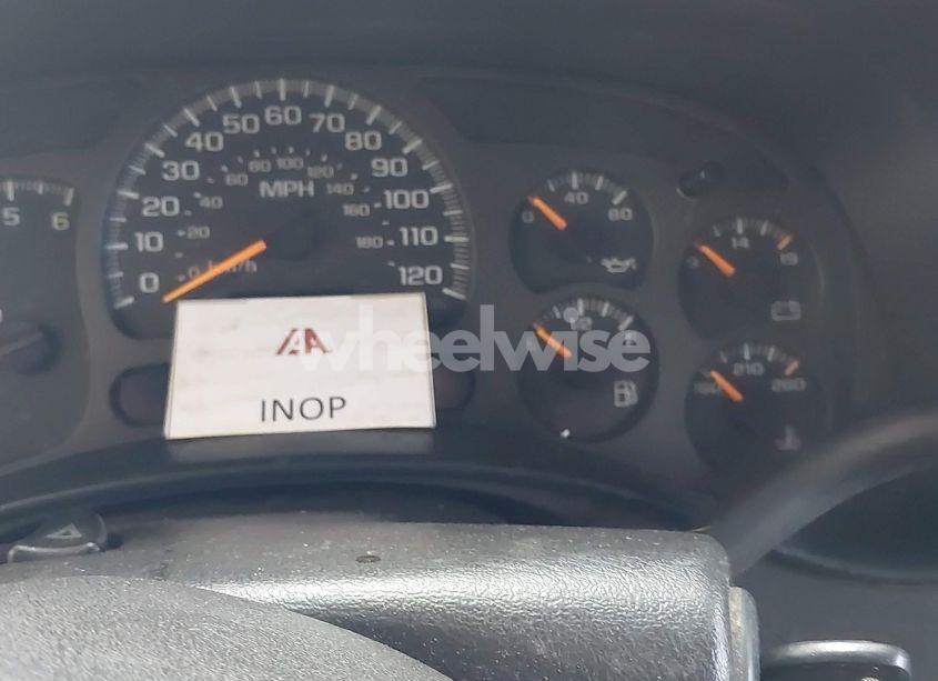 Photo 15 of 2003 Chevrolet Suburban 1500 Z71 (VIN 3GNFK16TX3G132587)