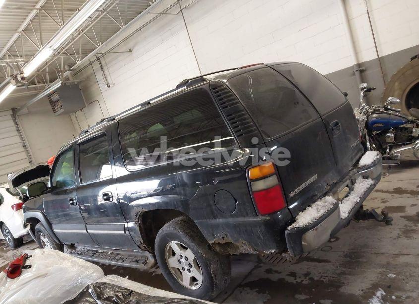 Photo 14 of 2004 Chevrolet Suburban (VIN 3GNFK16TX4G287786)