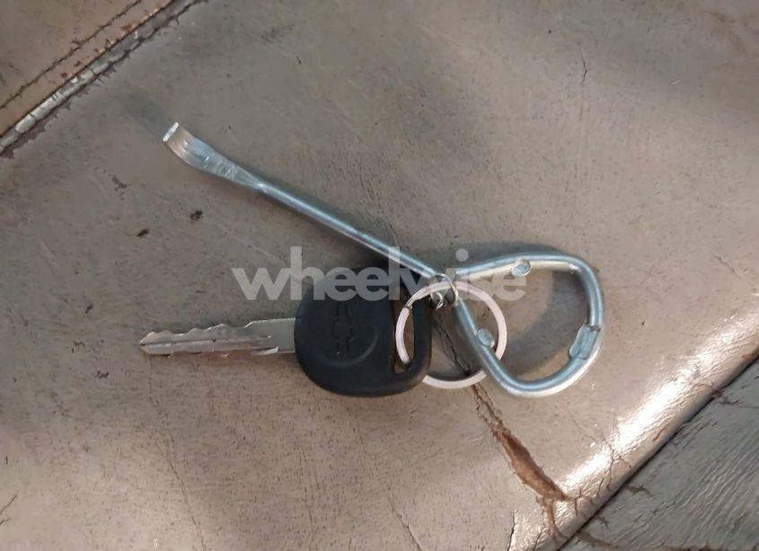 Photo 11 of 2000 Chevrolet Suburban 1500 LT (VIN 3GNFK16TXYG151521)