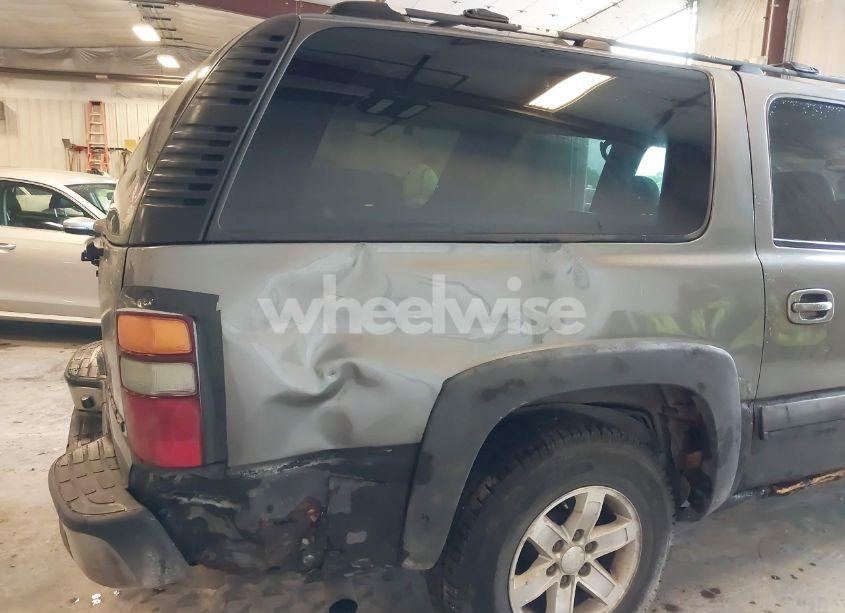 Photo 6 of 2000 Chevrolet Suburban 1500 LT (VIN 3GNFK16TXYG151521)