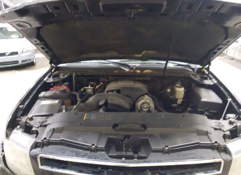 Photo 10 of 2007 Chevrolet Suburban 1500 LTZ (VIN 3GNFK16Y97G297287)