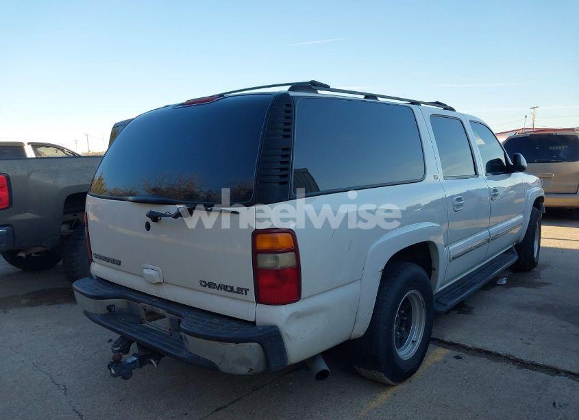 Photo 4 of 2002 Chevrolet Suburban 1500 LT (VIN 3GNFK16Z02G225380)