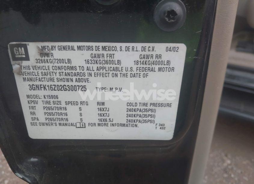 Photo 9 of 2002 Chevrolet Suburban 1500 LT (VIN 3GNFK16Z02G300725)