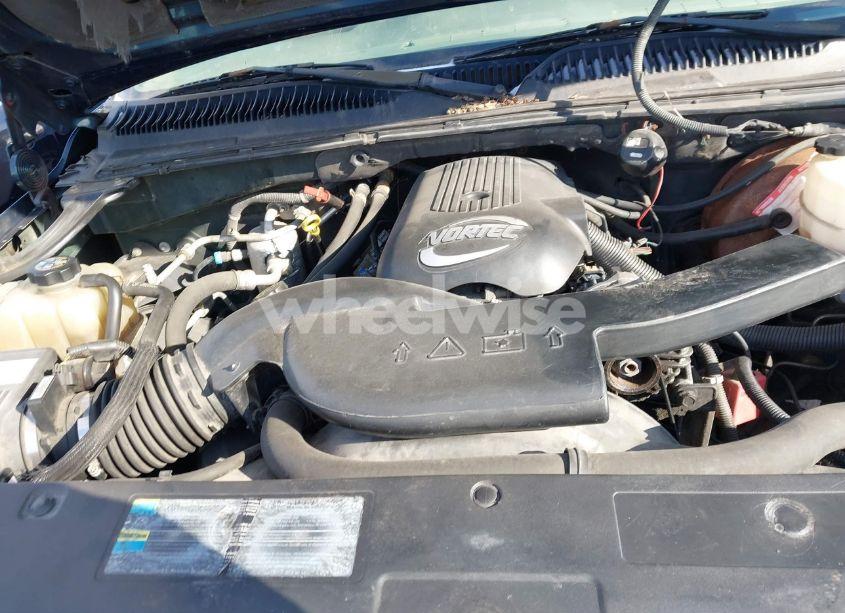 Photo 10 of 2002 Chevrolet Suburban 1500 Z71 (VIN 3GNFK16Z02G314060)