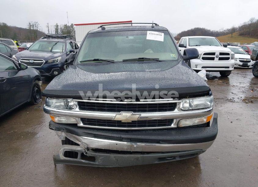 Photo 12 of 2004 Chevrolet Suburban 1500 LT (VIN 3GNFK16Z04G246748)