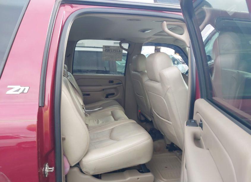 Photo 8 of 2004 Chevrolet Suburban 1500 Z71 (VIN 3GNFK16Z04G277949)