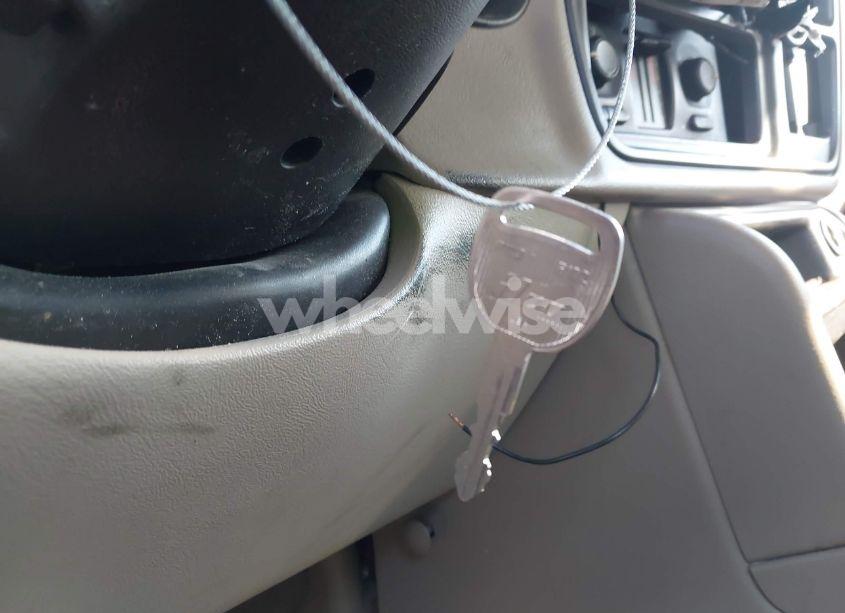 Photo 11 of 2004 Chevrolet Suburban 1500 Z71 (VIN 3GNFK16Z04G284447)