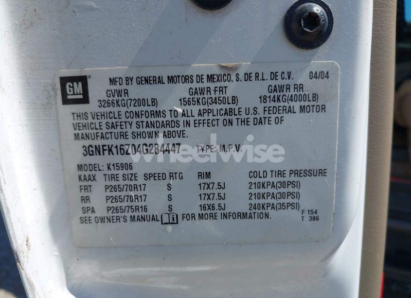 Photo 9 of 2004 Chevrolet Suburban 1500 Z71 (VIN 3GNFK16Z04G284447)