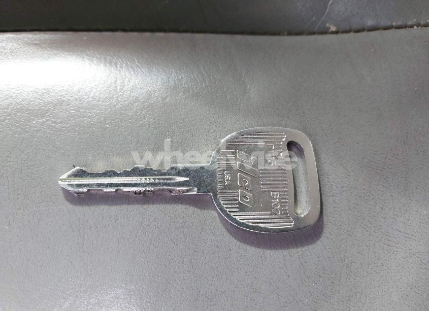 Photo 11 of 2005 Chevrolet Suburban 1500 Z71 (VIN 3GNFK16Z05G106605)