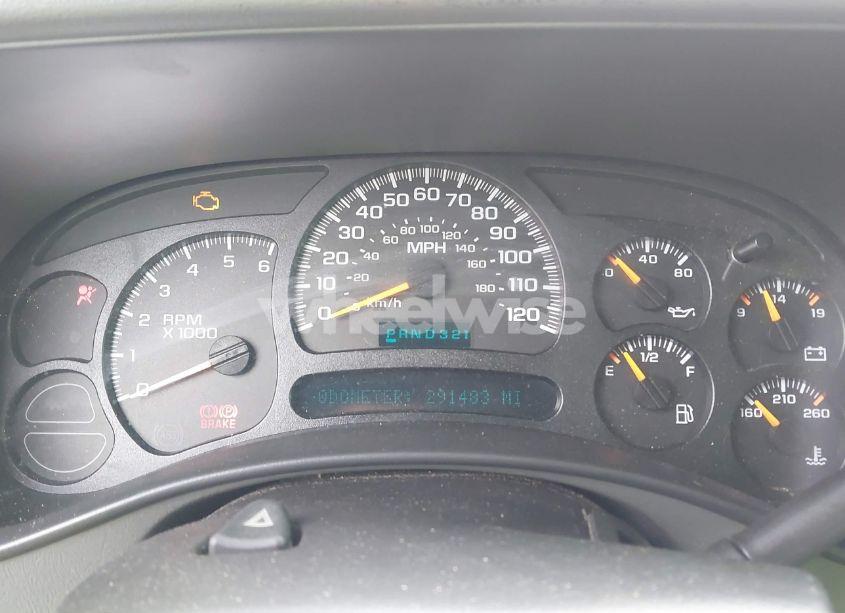 Photo 7 of 2005 Chevrolet Suburban 1500 Z71 (VIN 3GNFK16Z05G106605)