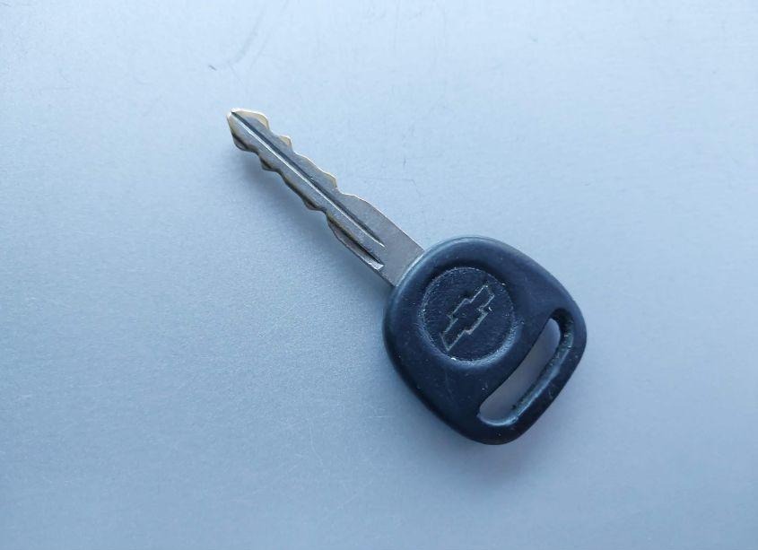 Photo 11 of 2002 Chevrolet Suburban 1500 LS (VIN 3GNFK16Z12G190090)