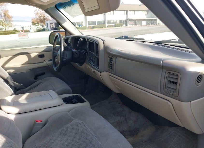 Photo 5 of 2002 Chevrolet Suburban 1500 LS (VIN 3GNFK16Z12G190090)