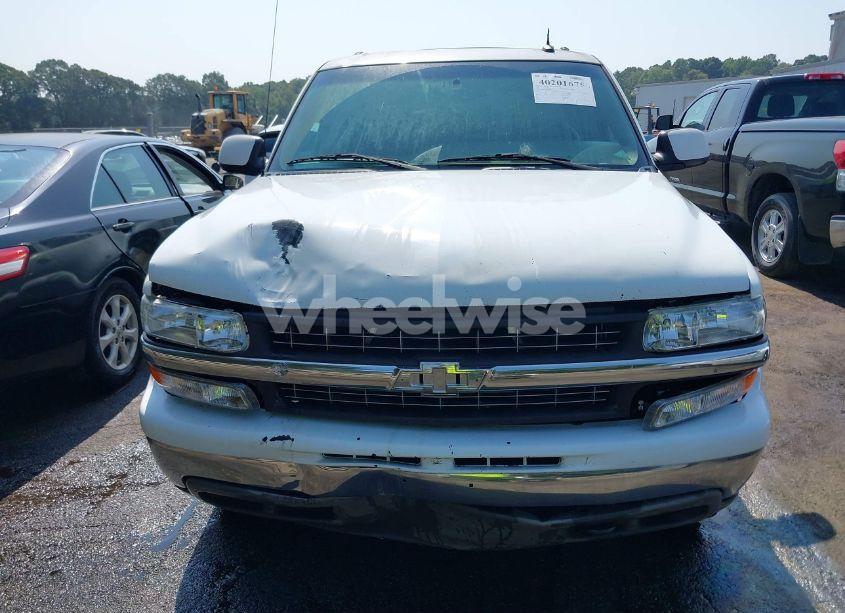 Photo 12 of 2003 Chevrolet Suburban 1500 LT (VIN 3GNFK16Z13G281815)