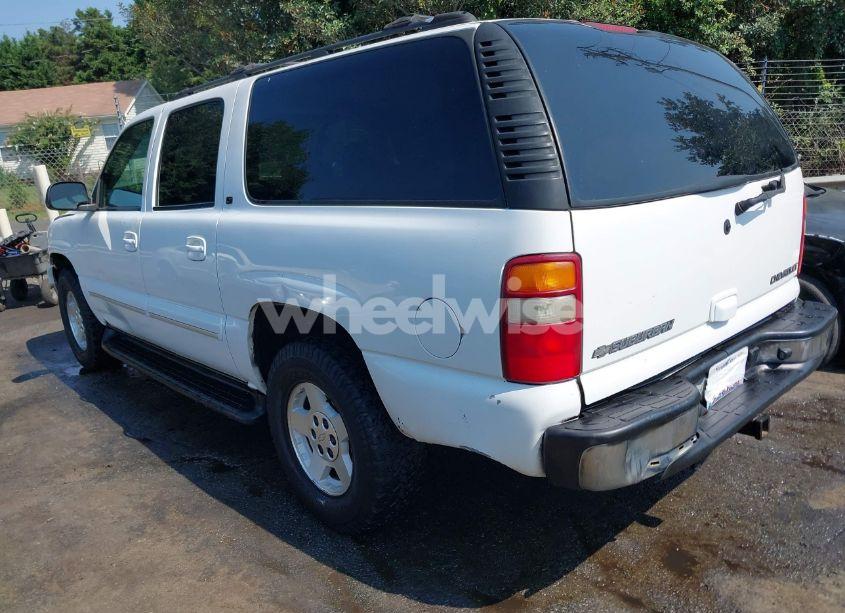 Photo 3 of 2003 Chevrolet Suburban 1500 LT (VIN 3GNFK16Z13G281815)