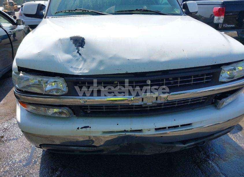 Photo 6 of 2003 Chevrolet Suburban 1500 LT (VIN 3GNFK16Z13G281815)