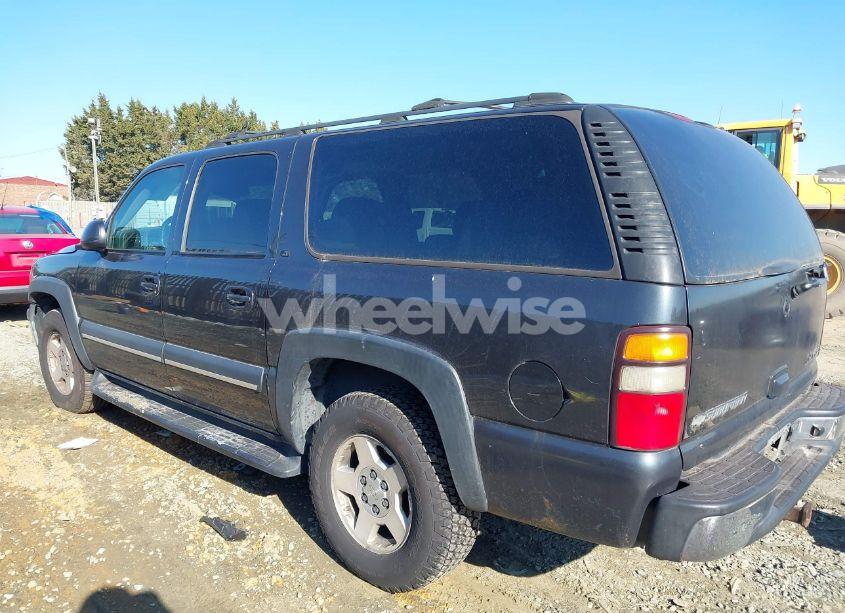 Photo 3 of 2004 Chevrolet Suburban 1500 LT (VIN 3GNFK16Z14G110063)