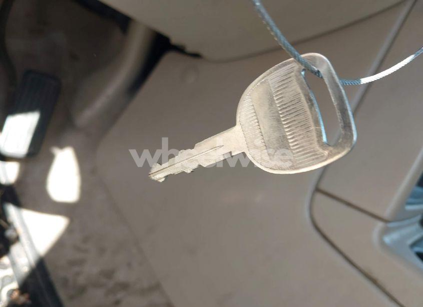 Photo 11 of 2004 Chevrolet Suburban 1500 Z71 (VIN 3GNFK16Z14G174393)