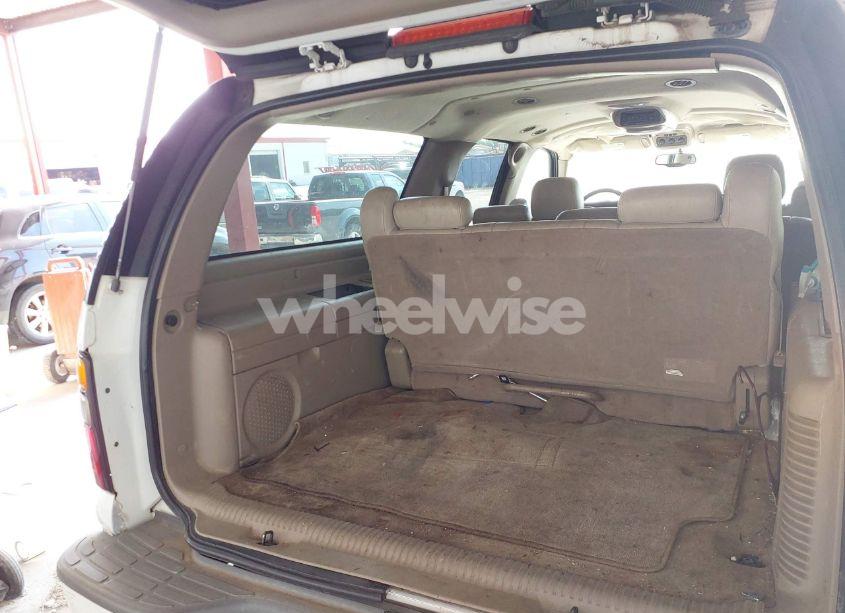 Photo 12 of 2004 Chevrolet Suburban 1500 Z71 (VIN 3GNFK16Z14G174393)