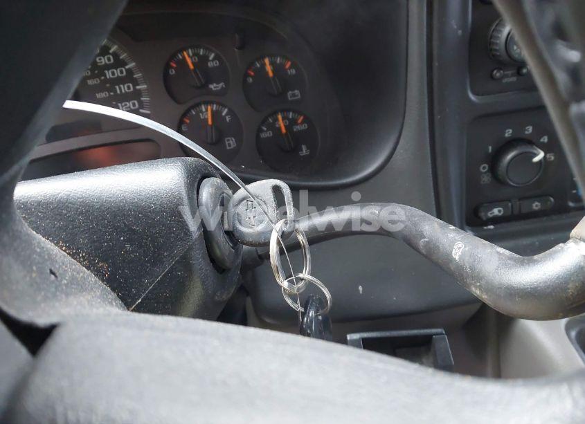 Photo 11 of 2004 Chevrolet Suburban 1500 Z71 (VIN 3GNFK16Z14G237332)