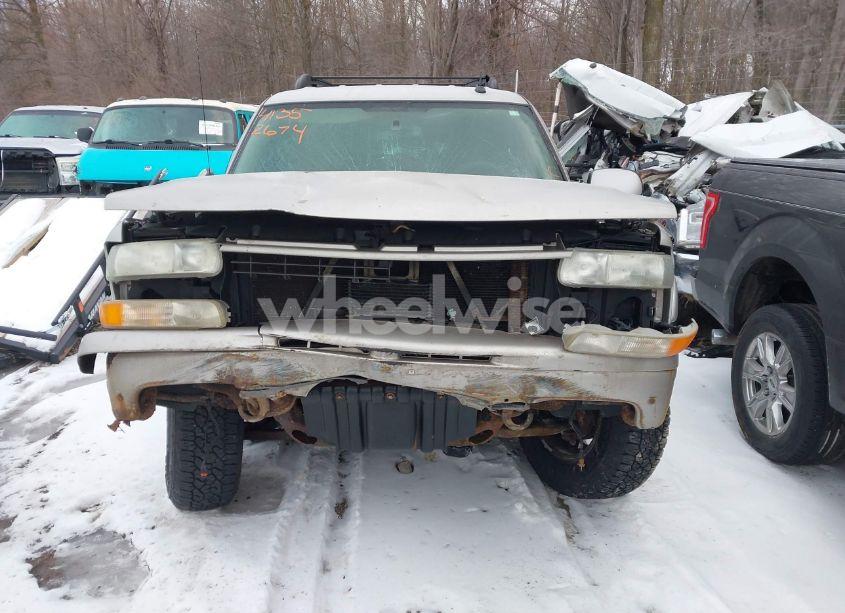 Photo 12 of 2004 Chevrolet Suburban 1500 Z71 (VIN 3GNFK16Z14G237332)