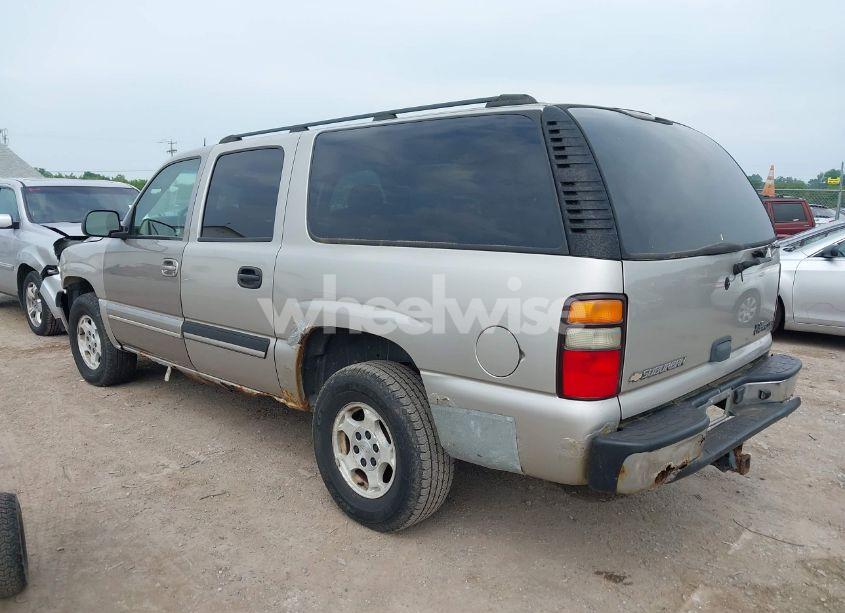 Photo 3 of 2005 Chevrolet Suburban 1500 LS (VIN 3GNFK16Z15G178686)