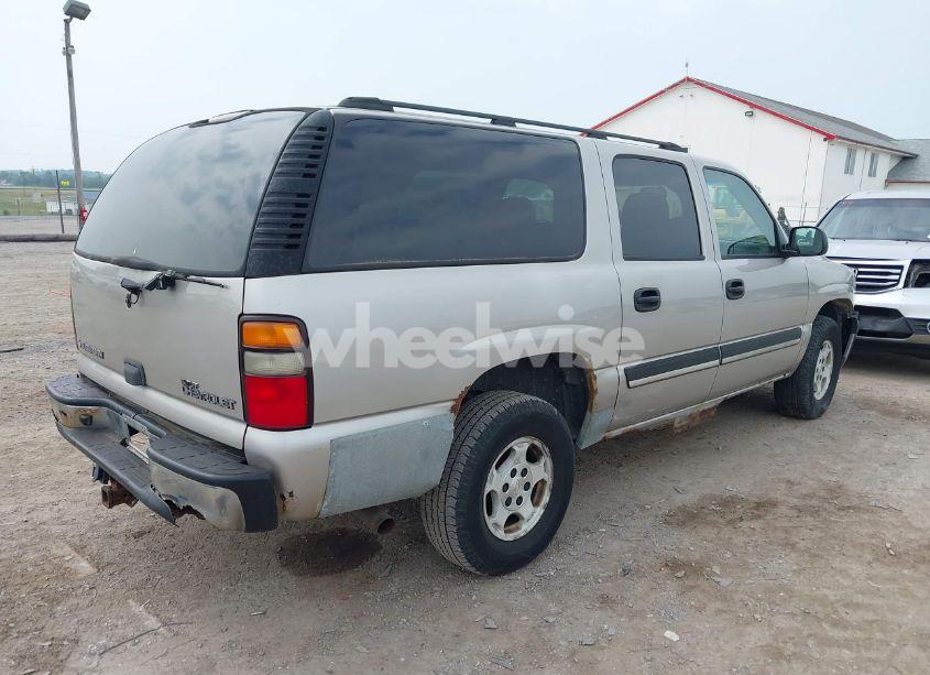 Photo 4 of 2005 Chevrolet Suburban 1500 LS (VIN 3GNFK16Z15G178686)