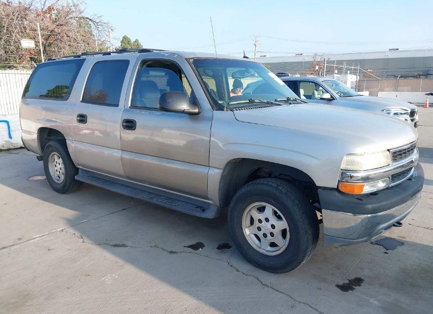 2005 Chevrolet Suburban 1500 LS (VIN 3GNFK16Z15G203845) main photo