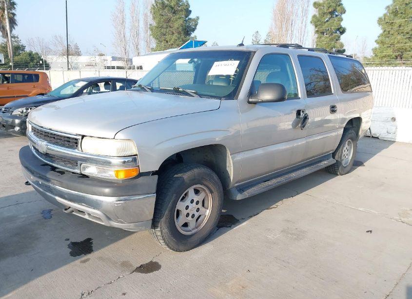 Photo 2 of 2005 Chevrolet Suburban 1500 LS (VIN 3GNFK16Z15G203845)