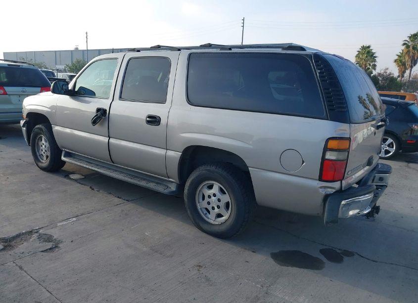 Photo 3 of 2005 Chevrolet Suburban 1500 LS (VIN 3GNFK16Z15G203845)