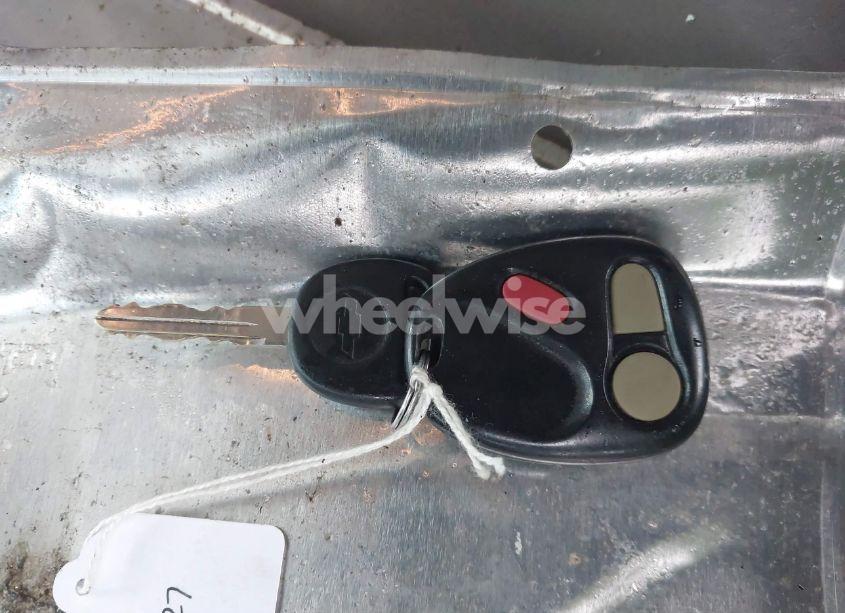 Photo 11 of 2002 Chevrolet Suburban 1500 LT (VIN 3GNFK16Z22G341955)